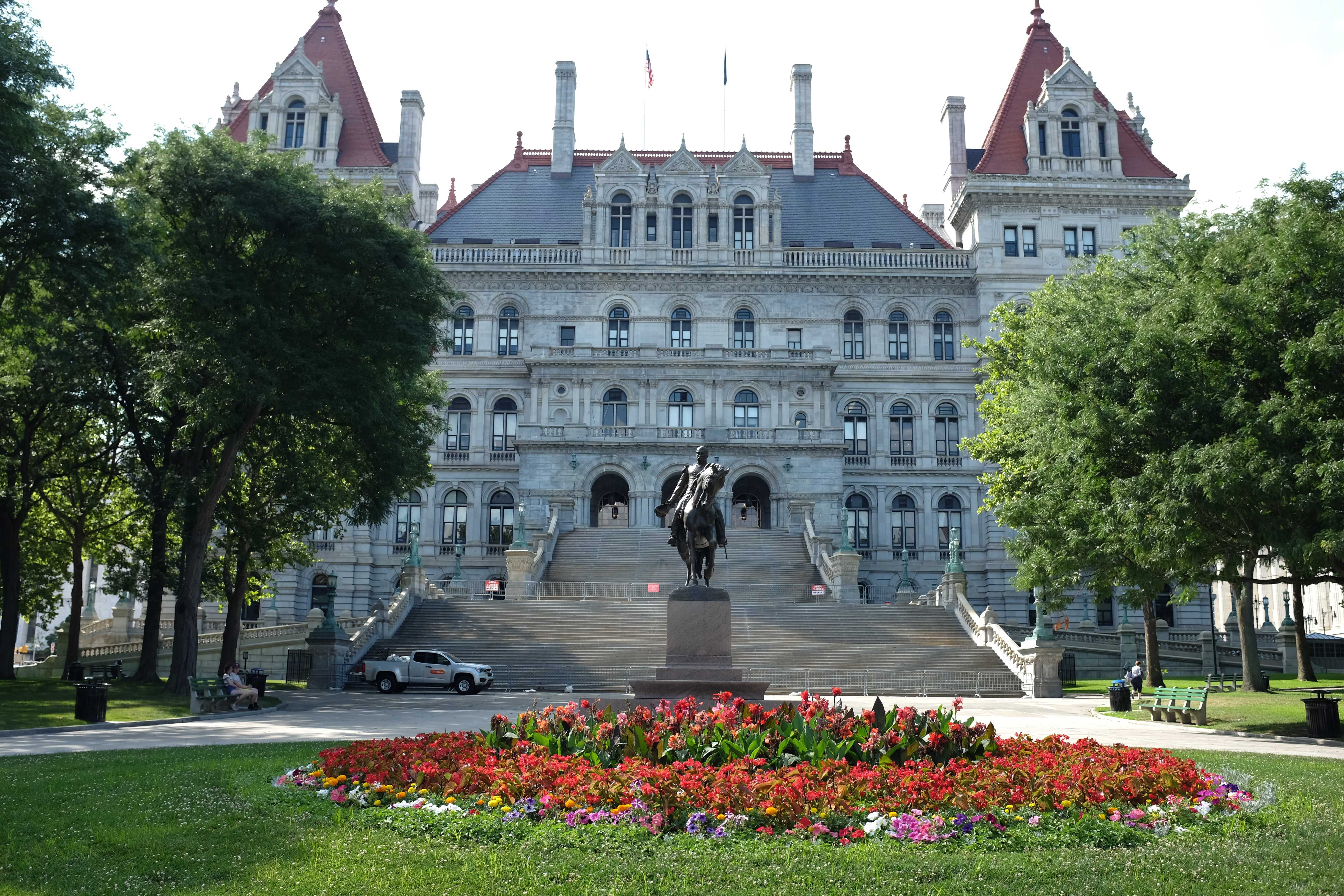 New York’s Legislative Session Ends With Labor Rights Victories and ...