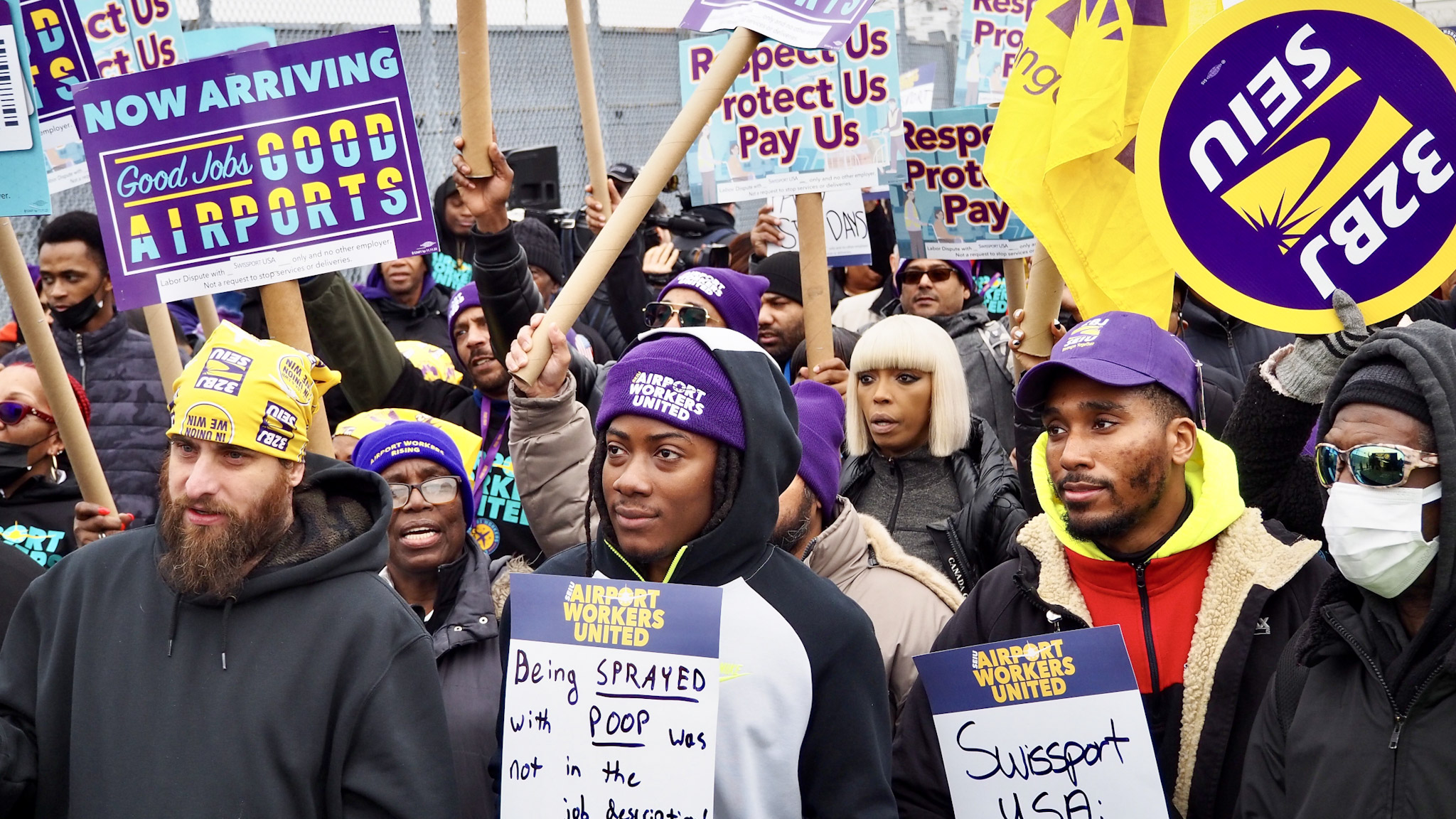 Swissport LaGuardia Airport Workers Announce StrikeDocumented