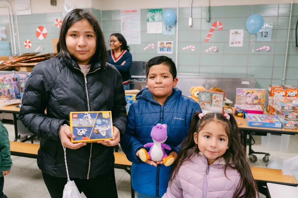 Discover 18 NYC Giveaways with Free Toys for the Holidays - Documented